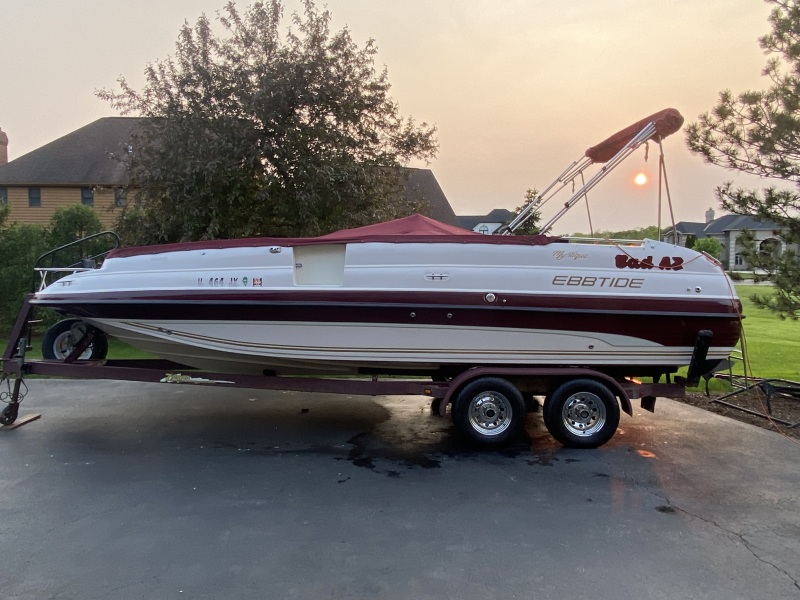 Used Power boats For Sale in Illinois by owner | 1999 23 foot Ebbtide Mystique